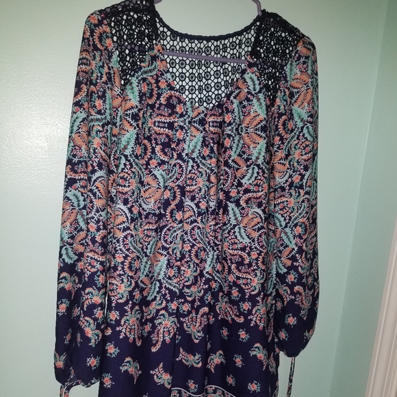 Womens dress - Picture 4 of 4